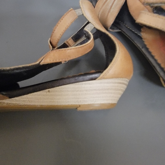 PIKOLINOS Tan and Brown Sandals with Le Dec - Picture 5 of 9